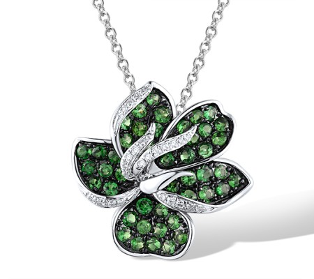 14KWB Green Garnet Pendant (P316176GNG114KWB)