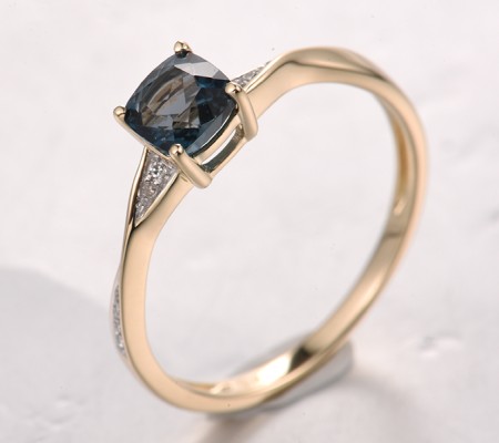 14KYW  London Blue Topaz Ring(R321879LDB14KYW)